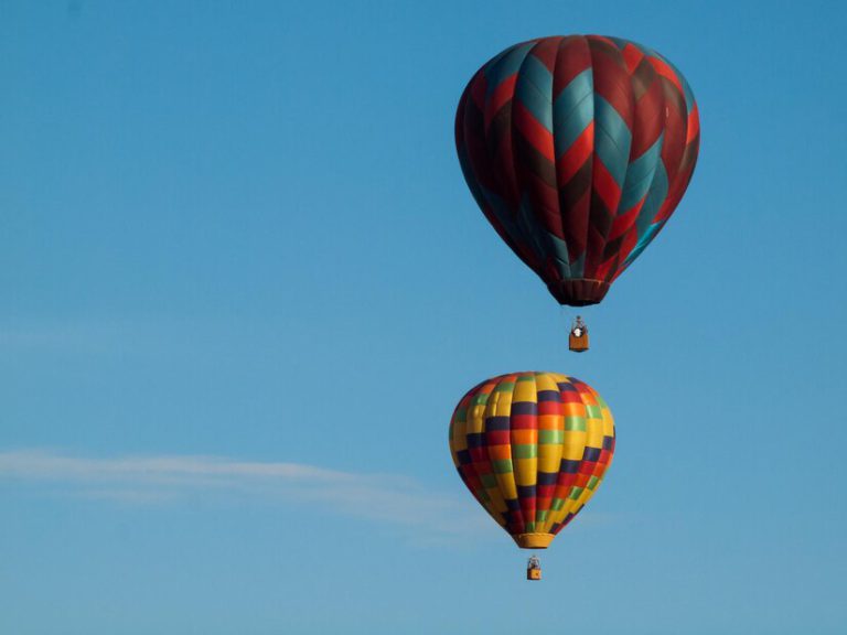 Naudingi patarimai, kurie padės pasiruošti skrydžiui oro balionu